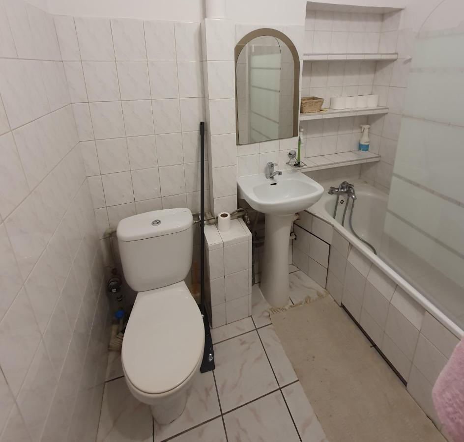 Centrum Apartament Konin  Exterior photo